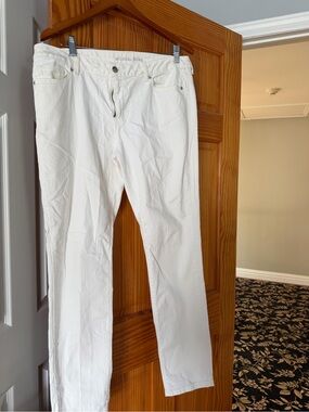 Michael Kors Women's Optic White Straight Leg Jeans